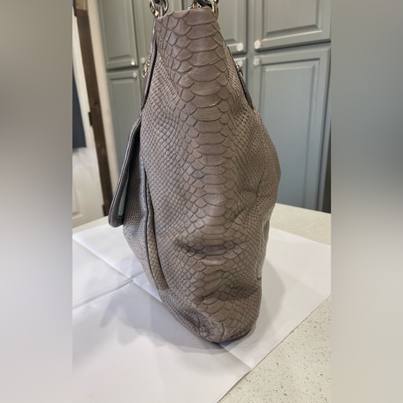 Coach Snakeskin Embossed Shoulder Bag GUC - Picture 8 of 12